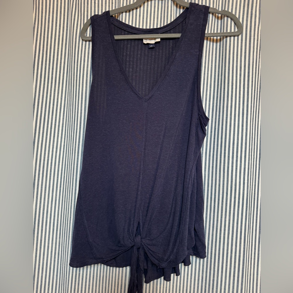 Women's Navy Sleeveless Top